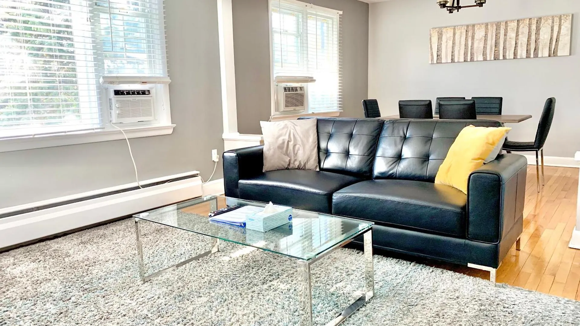 Simply Stays Ottawa Apartment